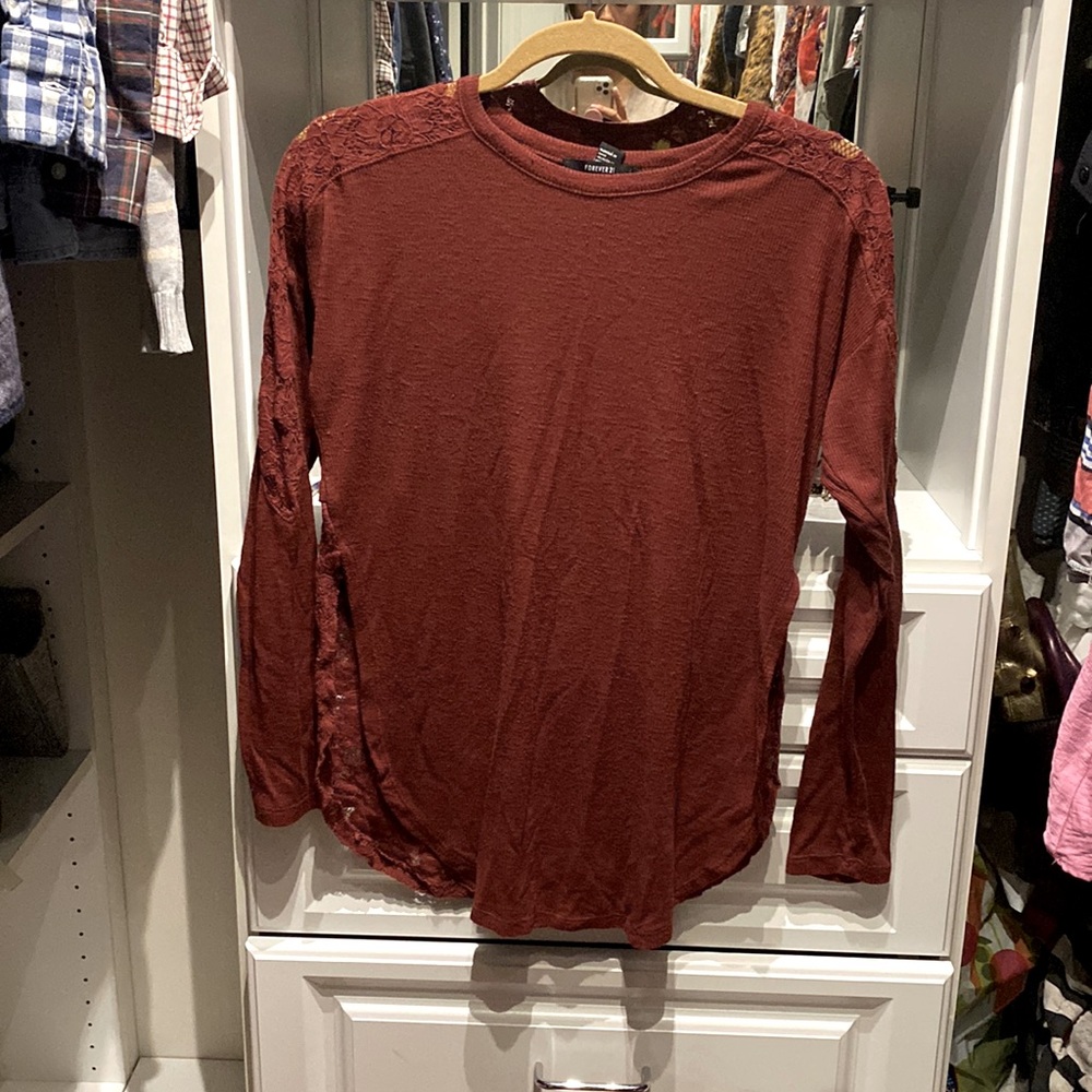 Forever 21 Lace sleeve tunic